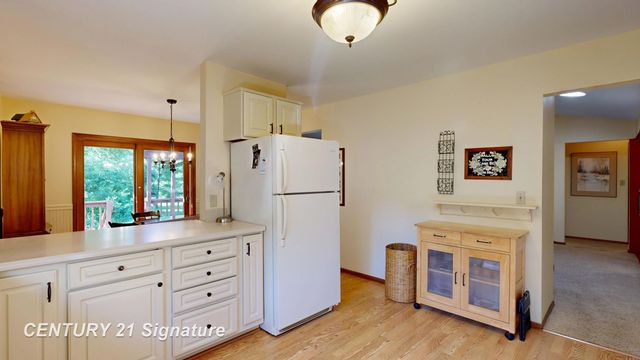 217 Dutch Mill Drive, Flushing, MI 48433