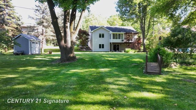 217 Dutch Mill Drive, Flushing, MI 48433