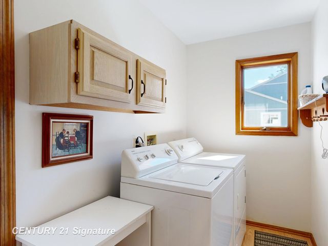 217 Dutch Mill Drive, Flushing, MI 48433