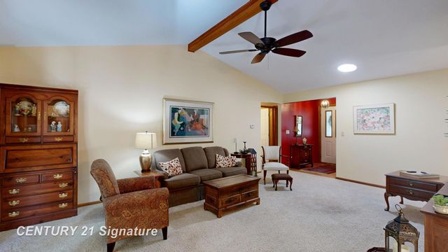 217 Dutch Mill Drive, Flushing, MI 48433