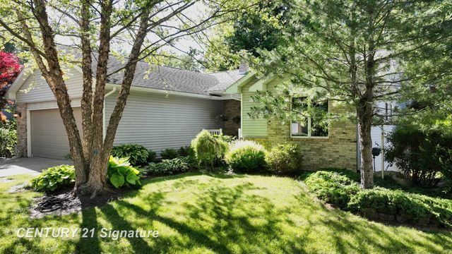 217 Dutch Mill Drive, Flushing, MI 48433