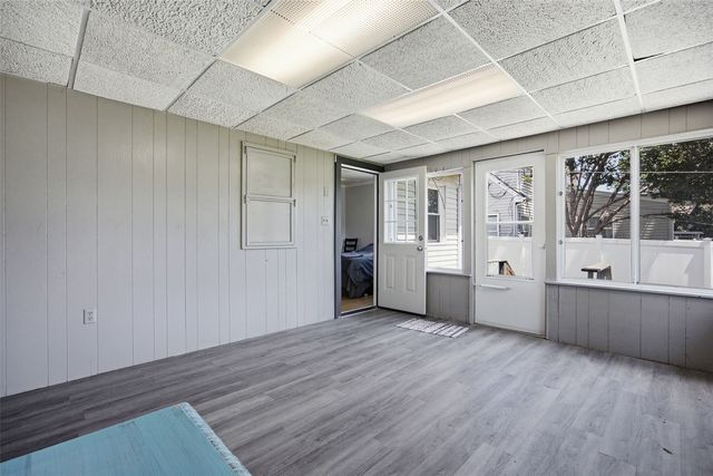 2739 Franklin Avenue NE, Cedar Rapids, IA 52402