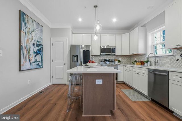 6100 WESSON DR, Suitland, MD 20746