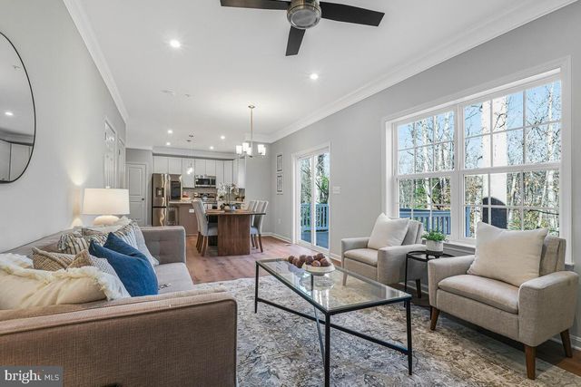 6100 WESSON DR, Suitland, MD 20746