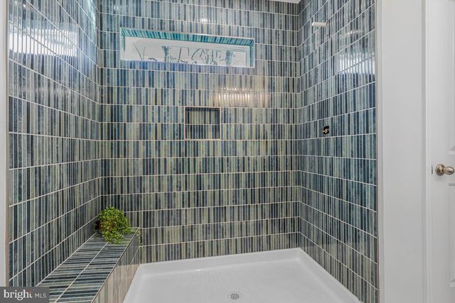 6100 WESSON DR, Suitland, MD 20746