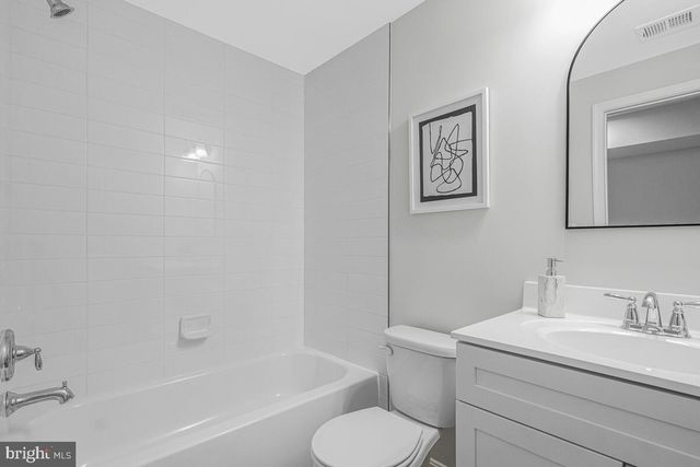 6100 WESSON DR, Suitland, MD 20746