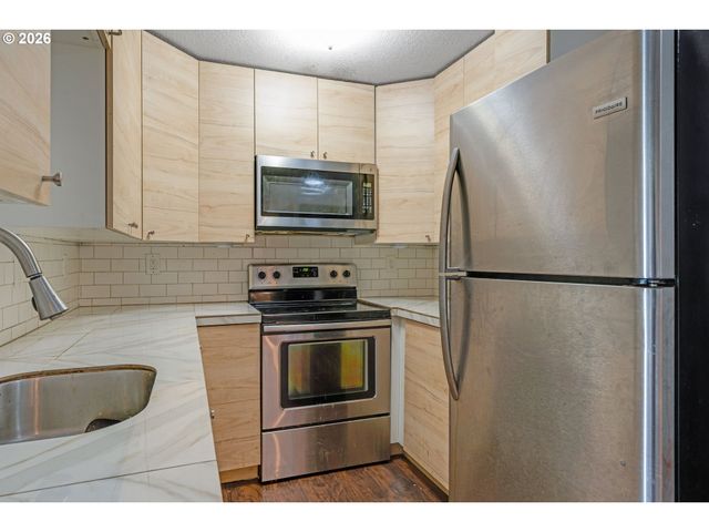 4939 13TH Ave N, Keizer, OR 97303