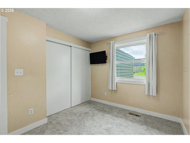 4939 13TH Ave N, Keizer, OR 97303
