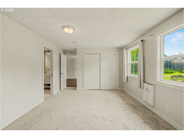 4939 13TH Ave N, Keizer, OR 97303