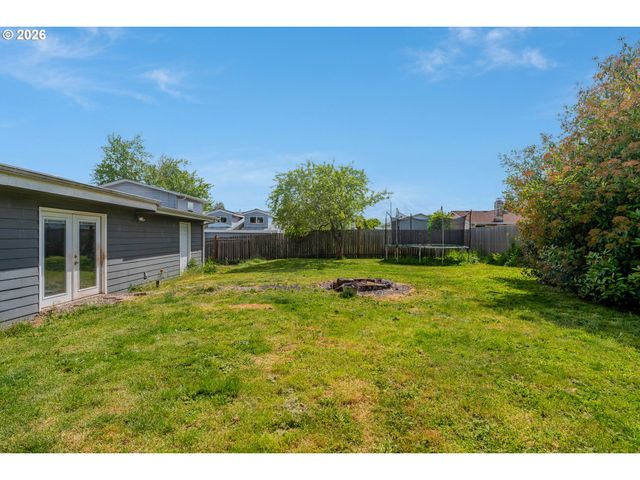 4939 13TH Ave N, Keizer, OR 97303