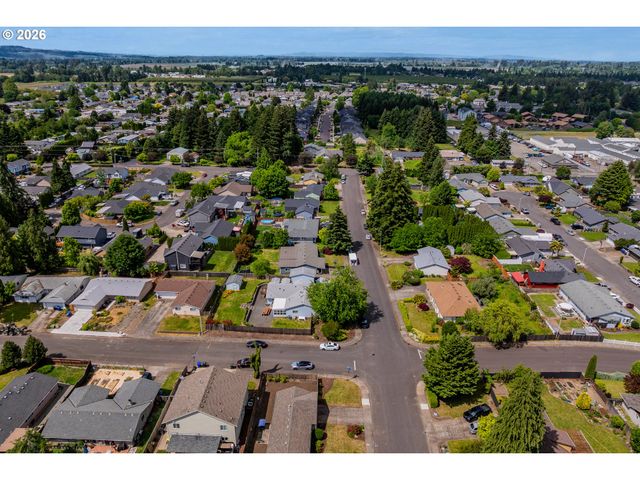 4939 13TH Ave N, Keizer, OR 97303