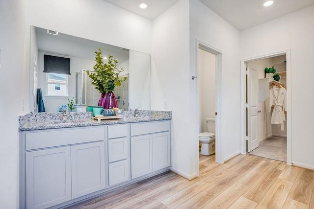 21907 Sam Raburn Drive, Tomball, TX 77375