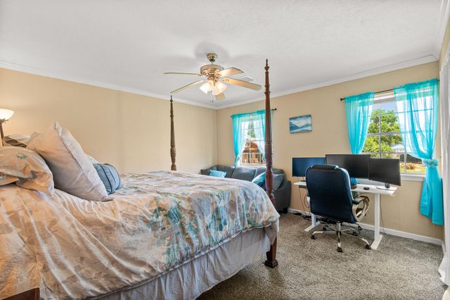 20 Clearview Street, Point Blank, TX 77364