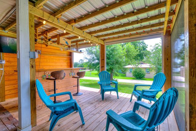 20 Clearview Street, Point Blank, TX 77364