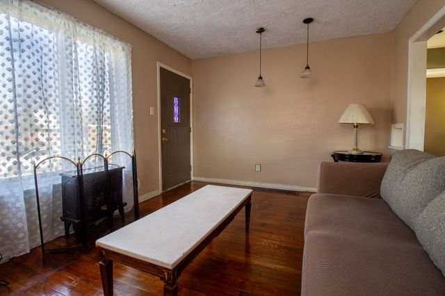 5416 Birch Avenue, Hammond, IN 46320