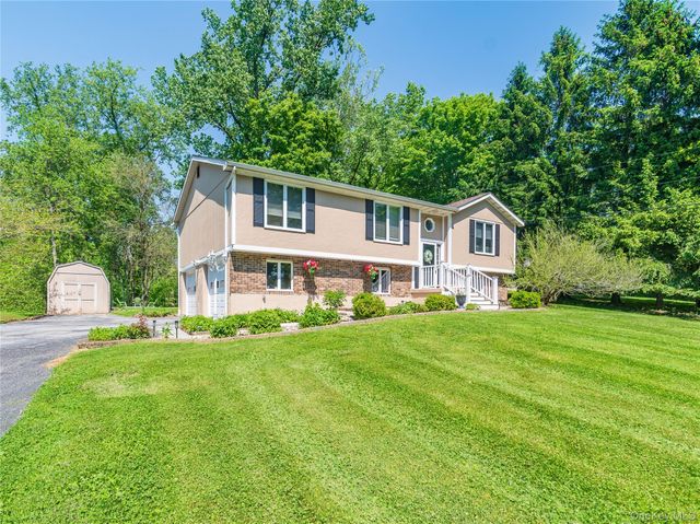 85 Bellevue Road, Highland, NY 12528