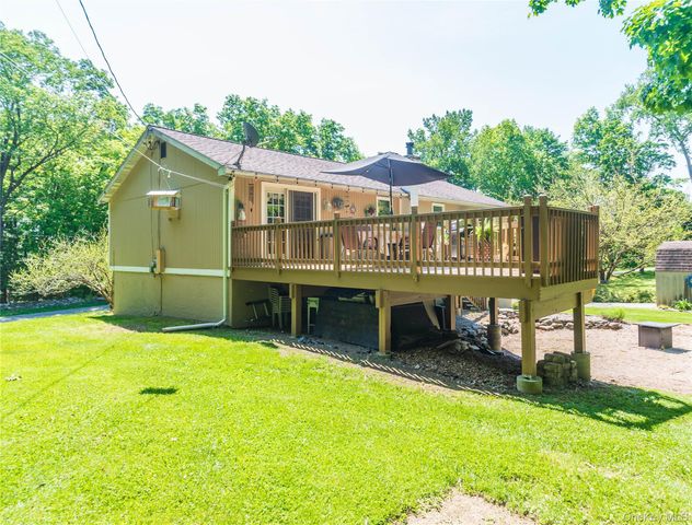85 Bellevue Road, Highland, NY 12528