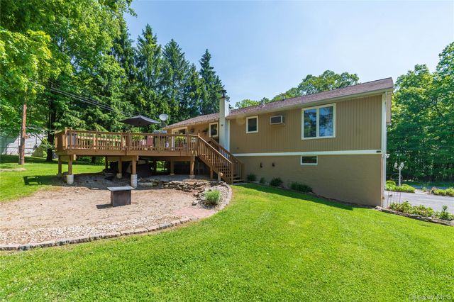 85 Bellevue Road, Highland, NY 12528