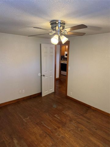 1705 Chris Craft Drive 10, Grapevine, TX 76051