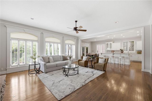 13117 REEDS Street, Leawood, KS 66209