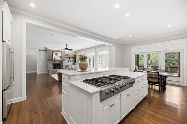13117 REEDS Street, Leawood, KS 66209
