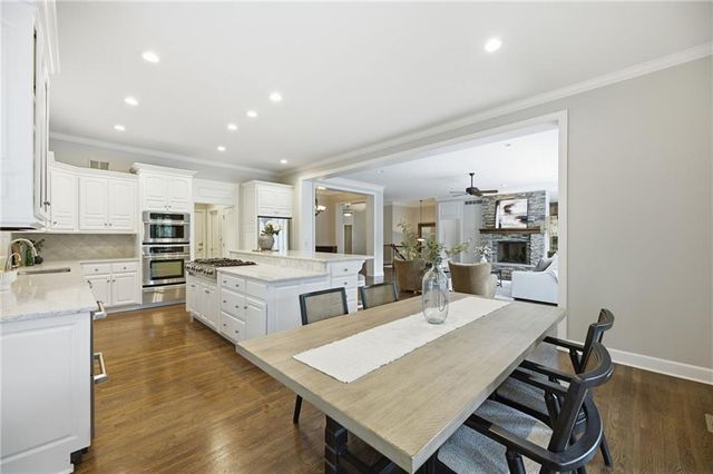13117 REEDS Street, Leawood, KS 66209