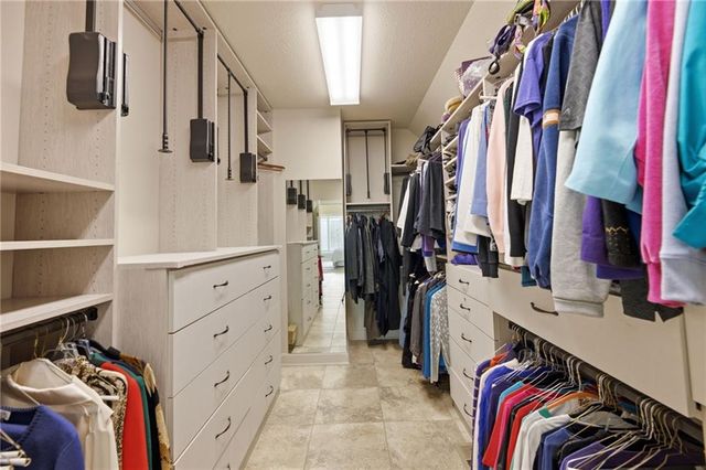 13117 REEDS Street, Leawood, KS 66209