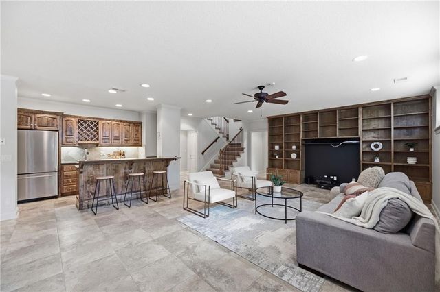 13117 REEDS Street, Leawood, KS 66209