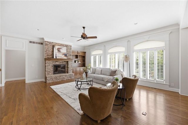 13117 REEDS Street, Leawood, KS 66209