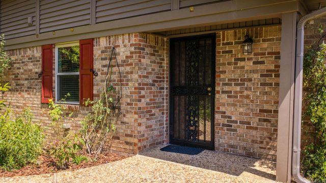 1400 Pickering Drive, Little Rock, AR 72211