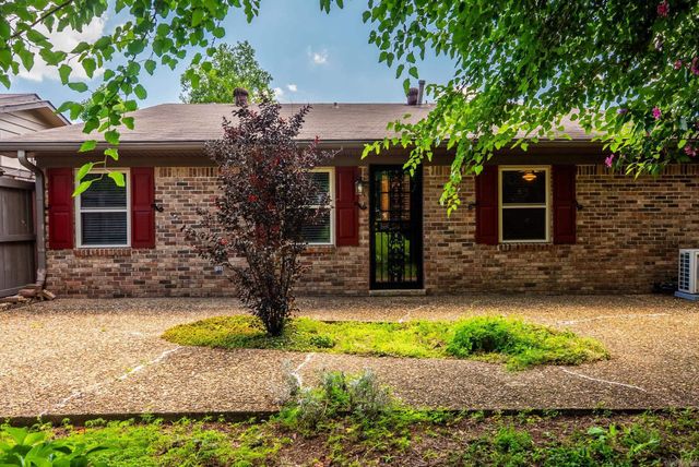 1400 Pickering Drive, Little Rock, AR 72211