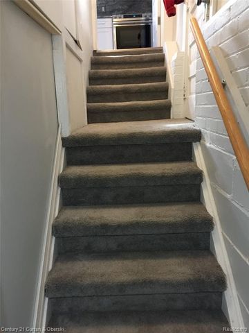 1307 Davis Avenue, Birmingham, MI 48009