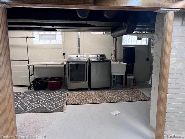 1307 Davis Avenue, Birmingham, MI 48009