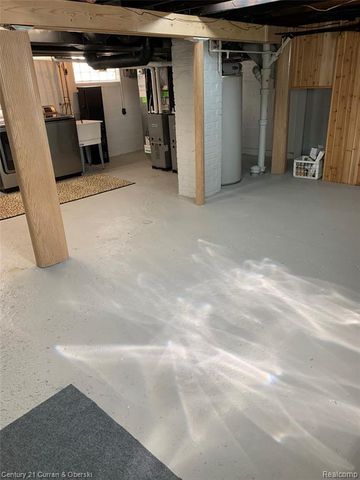 1307 Davis Avenue, Birmingham, MI 48009