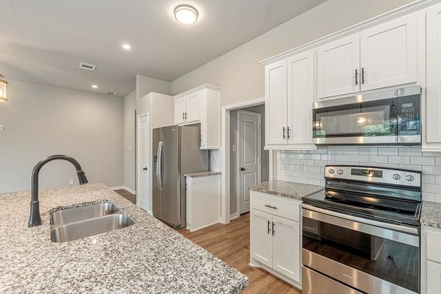 218 Skiff Drive, Gun Barrel City, TX 75156