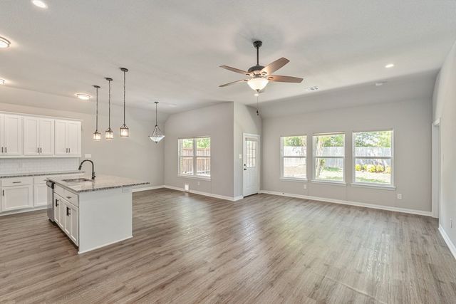 218 Skiff Drive, Gun Barrel City, TX 75156