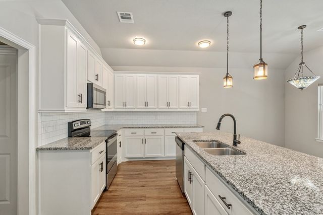 218 Skiff Drive, Gun Barrel City, TX 75156