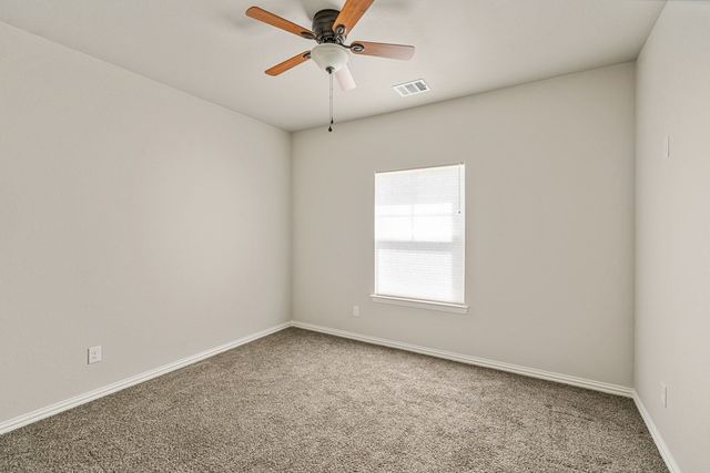 218 Skiff Drive, Gun Barrel City, TX 75156