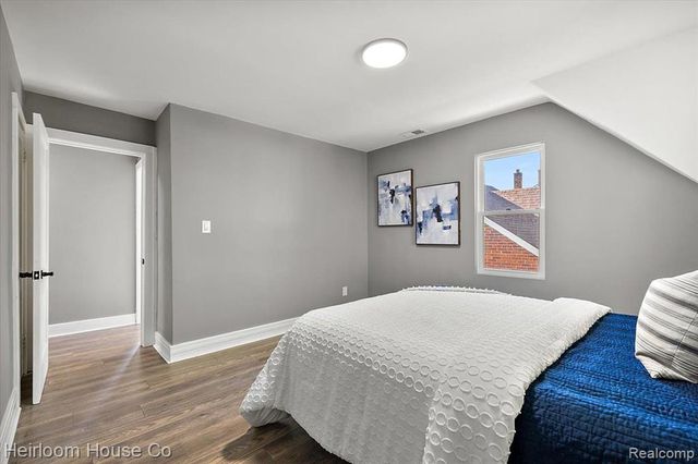 13519 Mansfield Street, Detroit, MI 48227