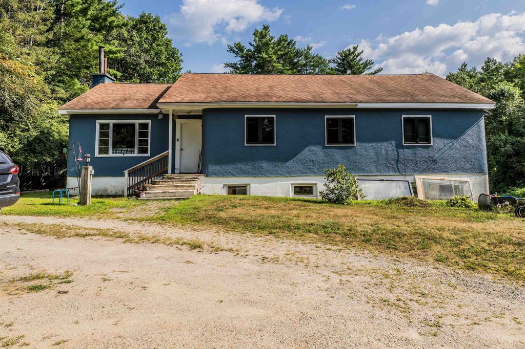 1035 Hopkinton Road, Hopkinton, NH 03229