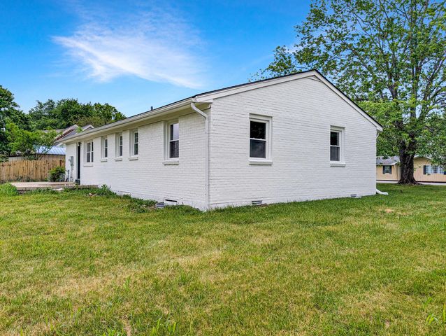 124 Edgewood Drive, Stanford, KY 40484