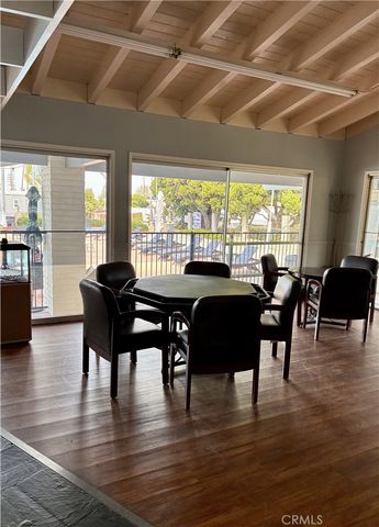 2550 Pacific Coast HWY 111, Torrance, CA 90505