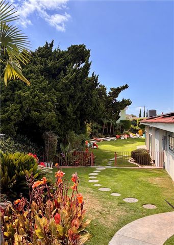 2550 Pacific Coast HWY 111, Torrance, CA 90505
