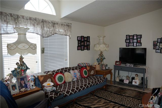 2550 Pacific Coast HWY 111, Torrance, CA 90505