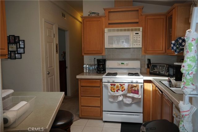 2550 Pacific Coast HWY 111, Torrance, CA 90505