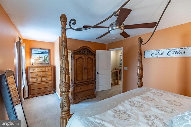 61 SARA LN, Hanover, PA 17331