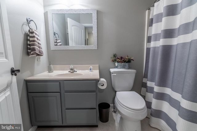 61 SARA LN, Hanover, PA 17331