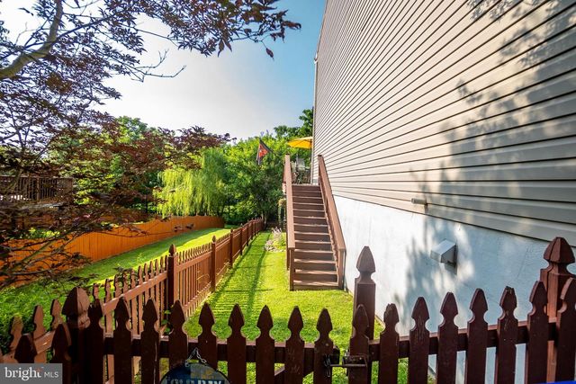 61 SARA LN, Hanover, PA 17331
