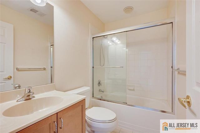 5904 Schindler Drive, South Brunswick, NJ 08852
