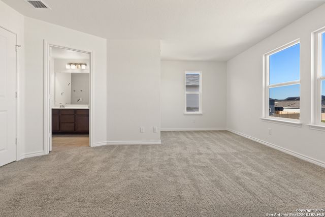 822 BIFURCATE BND, San Antonio, TX 78221